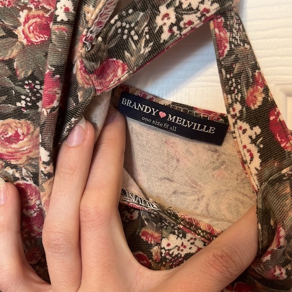 Open Back Brandy Melville Floral Minidress - Picture 4 of 8